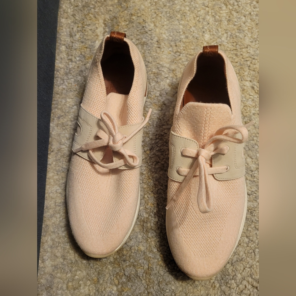 Loro Piana Cream Sneakers Minimalist Design